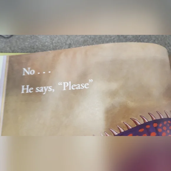 Dinosaur Kids' Book lot - Picture 7 of 10